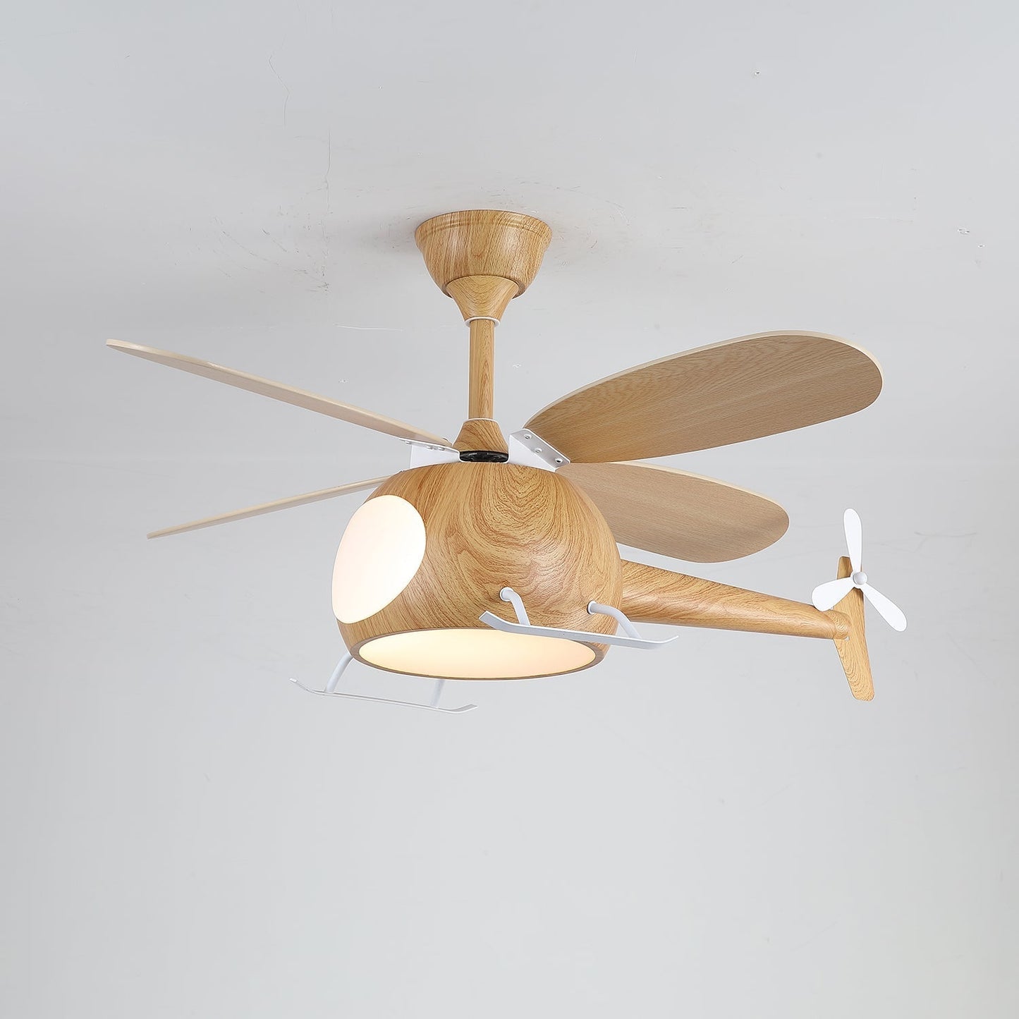 Moderne Plafondventilator met Verlichting Aviara Breeze – Ø70×H30 cm – 6 Snelheden – LED 35W – Walnoot & Houtkleur – Afstandsbediening – Kinderkamer & Woonkamer