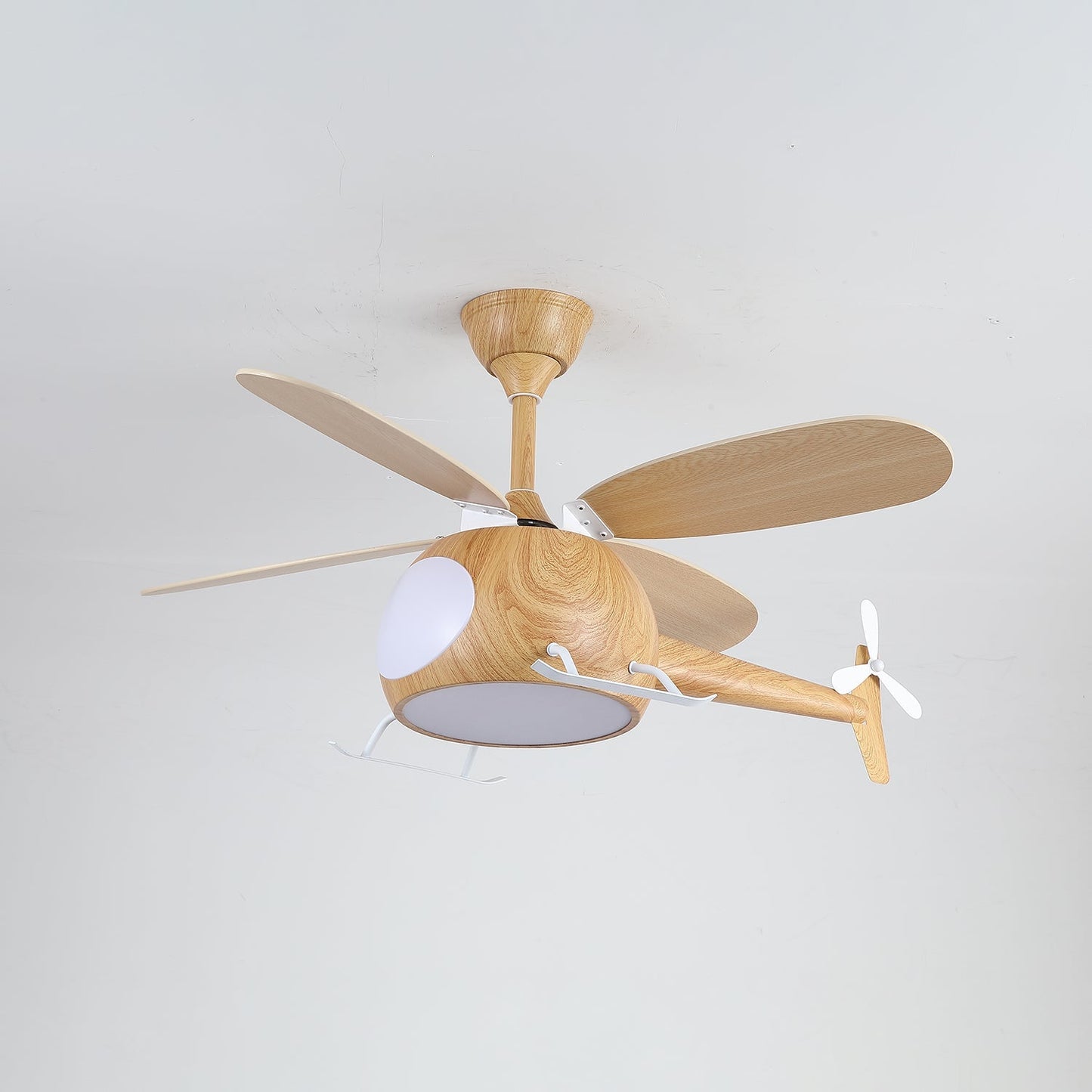 Moderne Plafondventilator met Verlichting Aviara Breeze – Ø70×H30 cm – 6 Snelheden – LED 35W – Walnoot & Houtkleur – Afstandsbediening – Kinderkamer & Woonkamer