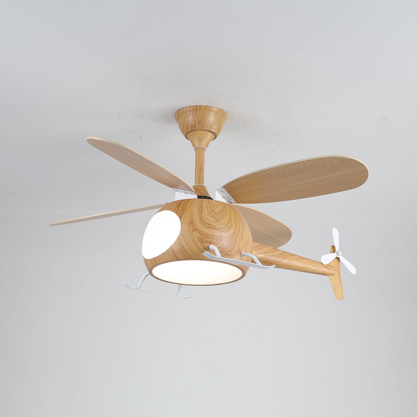 Moderne Plafondventilator met Verlichting Aviara Breeze – Ø70×H30 cm – 6 Snelheden – LED 35W – Walnoot & Houtkleur – Afstandsbediening – Kinderkamer & Woonkamer
