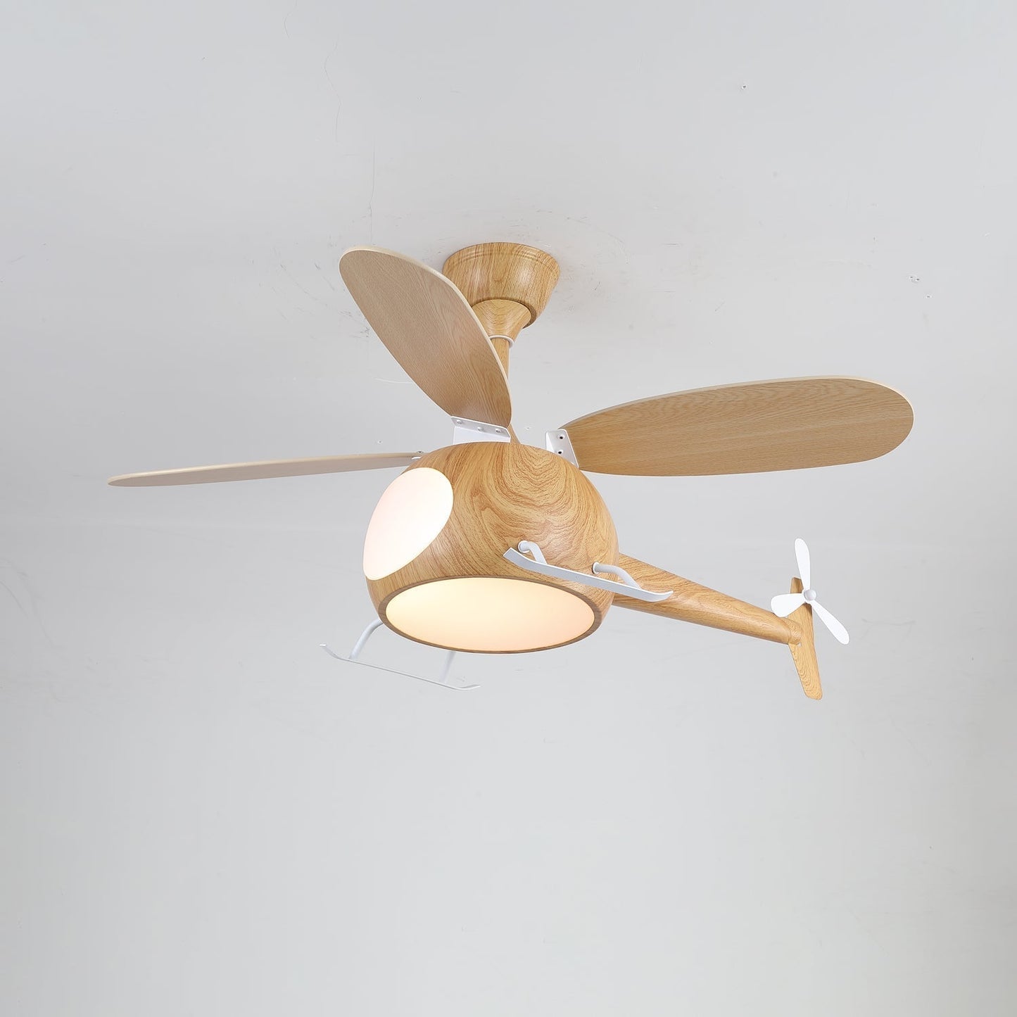 Moderne Plafondventilator met Verlichting Aviara Breeze – Ø70×H30 cm – 6 Snelheden – LED 35W – Walnoot & Houtkleur – Afstandsbediening – Kinderkamer & Woonkamer