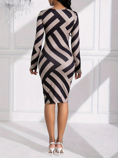 Afrikaanse Jurk Elegante Streep Bedrukt Kleurrijk Design