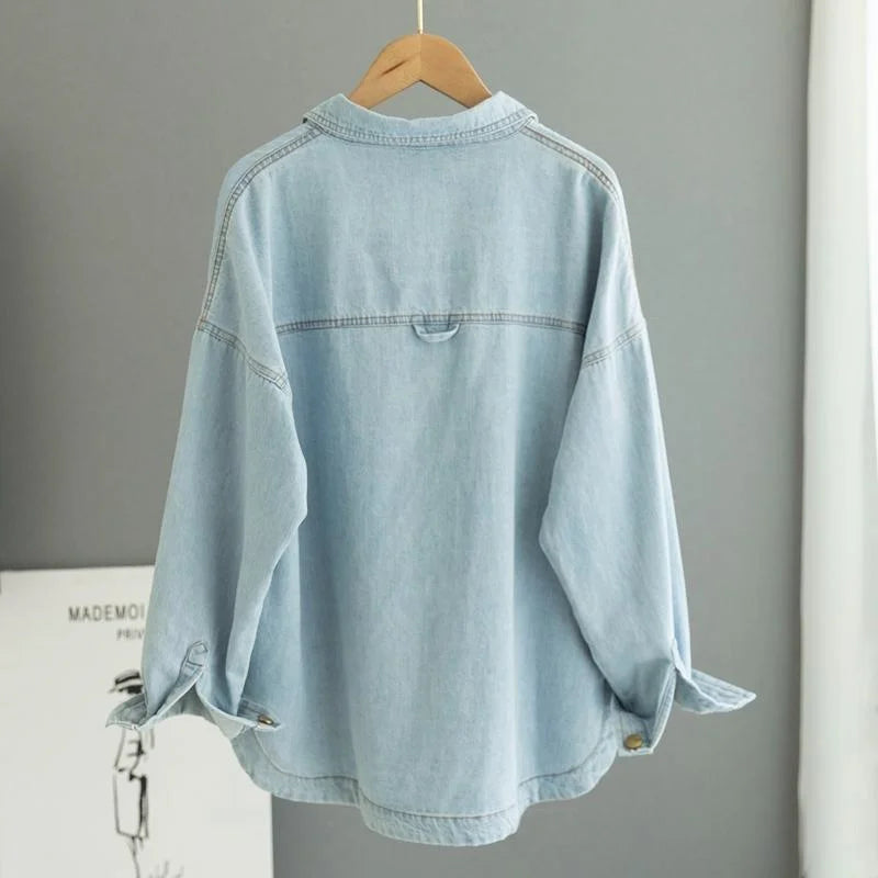 Vrouwelijke Blauwe Denim Shirt Casual Model