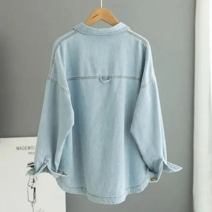 Vrouwelijke Blauwe Denim Shirt Casual Model