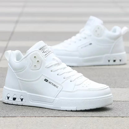 Hoge top sneakers met vetersluiting