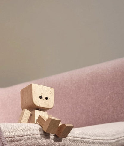 Houten Decoratiefiguur met Wippende Beweging en 12 Magnetische Gezichten