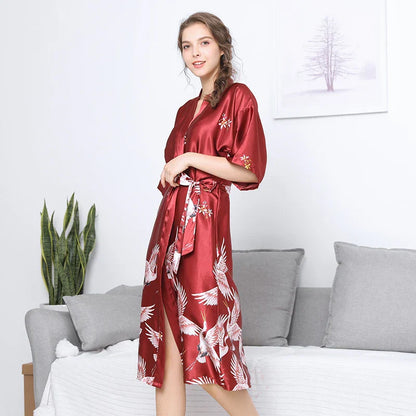 Zwarte Satijnen Kimono Badjas Damesjurk Zomerse Luxe