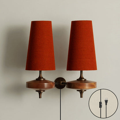 Design Wandlamp met Stekker in Hout en Messing – Natuurlijke Verlichting met Stoffen Kap 1 of 2 Lichtpunten