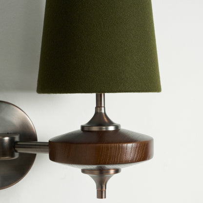 Design Wandlamp Met Houten Details En Stoffen Kap Geïnspireerd Op De Nikau Palm