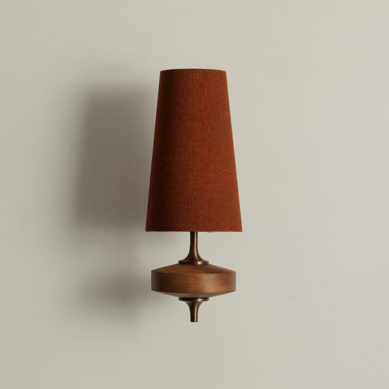 Vintage Wandlamp met Houten Arm en Stoffen Kap – Antiek Messing of Walnoot – E12/E14 Fitting