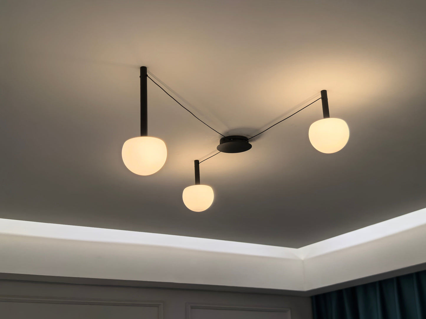 Plafondlamp Glazen Bollen Verstelbaar Metaal Wit Woonkamer Slaapkamer Modern