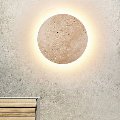 Wandlamp met Natuursteen – Minimalistische Verlichting in Travertijn met Indirecte Lichtstraal voor Sfeervolle Wandaccentuering