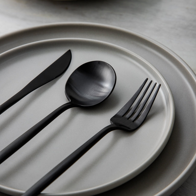 Minimalistisch Bestekset Titanium-Coating 18/10 Roestvrij Staal Premium Servies Modern Tafelgerei Luxe Eetgerei Chique Tafelstyling Elegant Cutlery Set 4 tot 16 Personen