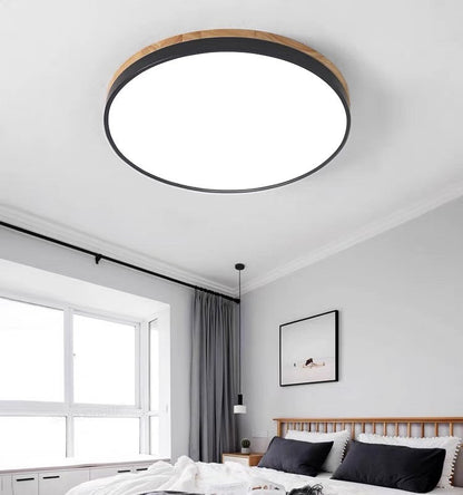 Ronde Plafondlamp met LED en Natuurlijk Hout — Scandinavisch Design met Dimfunctie