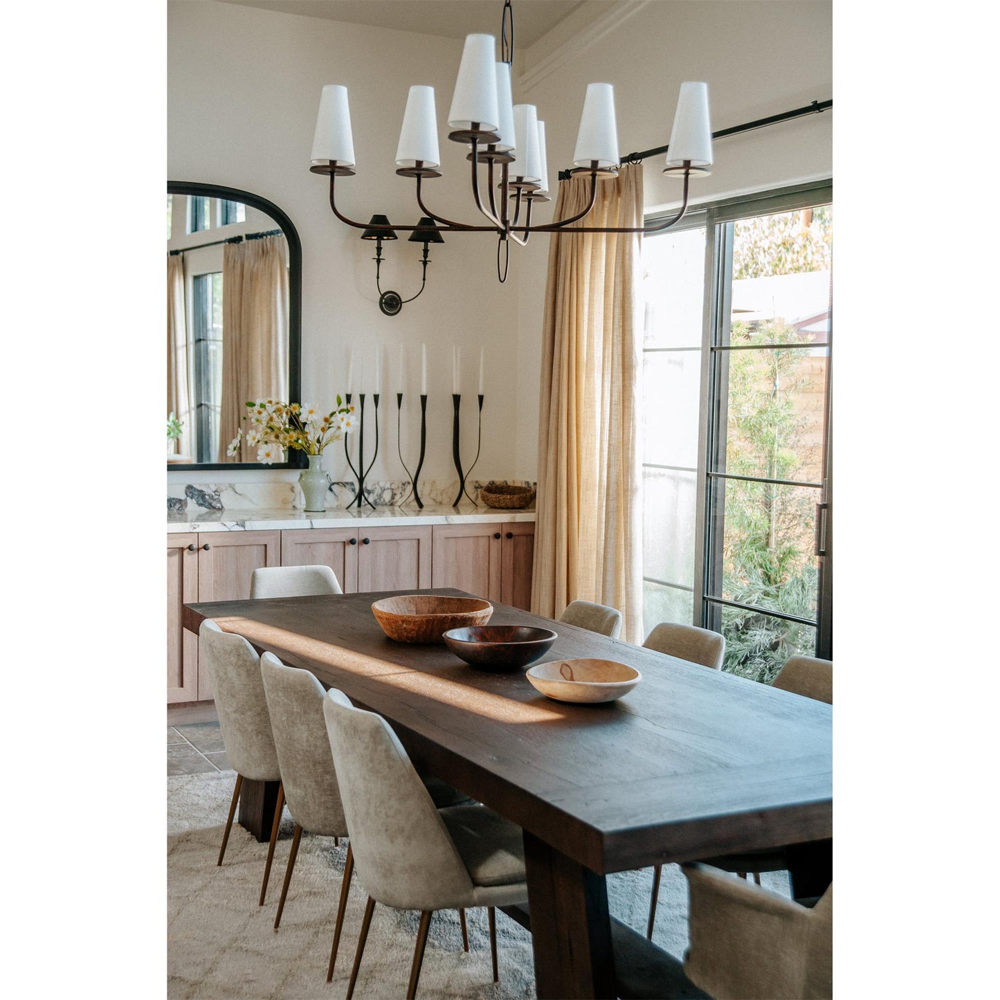 Moderne Wandlamp met Zwarte Stoffen Kap in Messing, Nikkel of Zwart – 1 of 2 Lichtpunten Design Verlichting