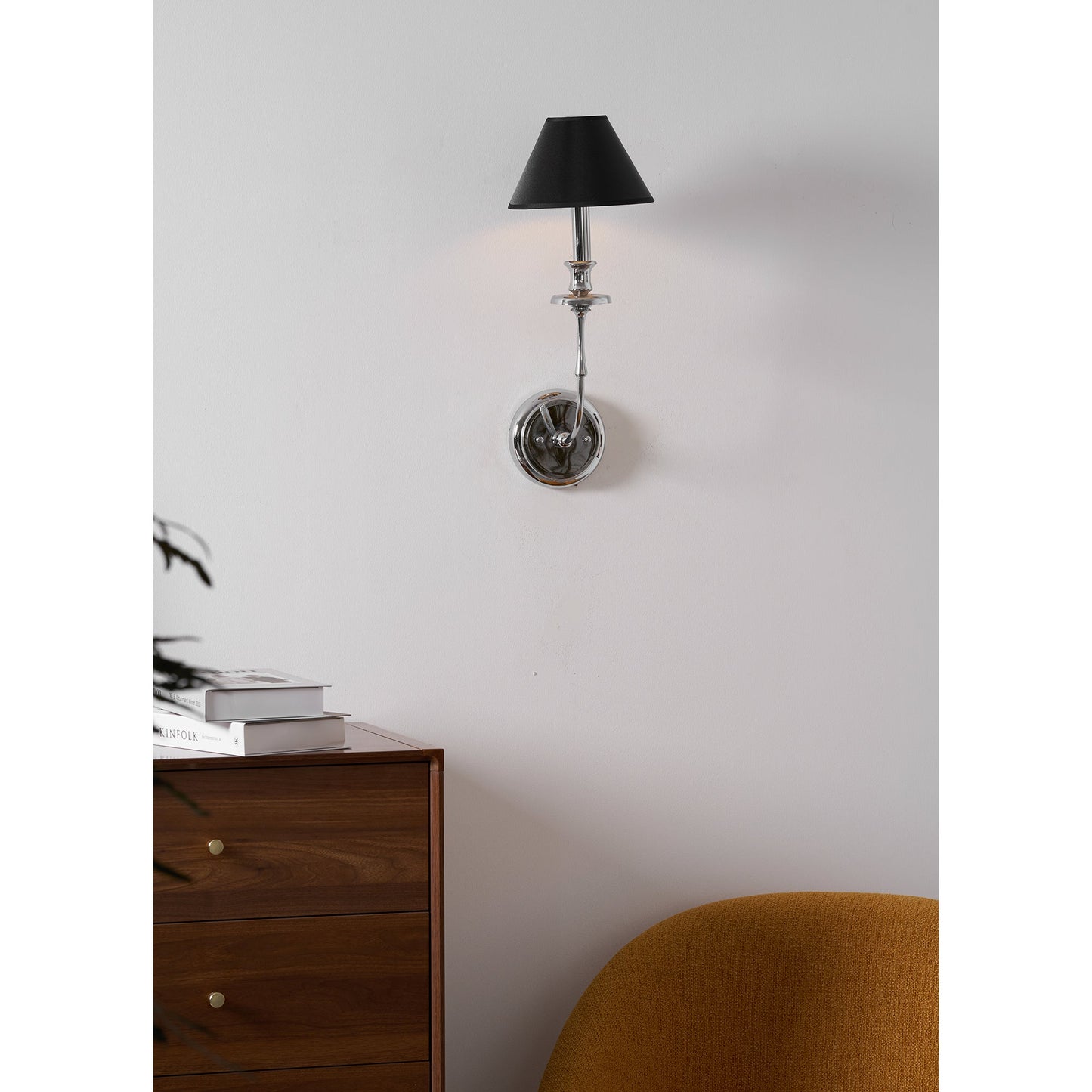 Moderne Wandlamp met Zwarte Stoffen Kap in Messing, Nikkel of Zwart – 1 of 2 Lichtpunten Design Verlichting