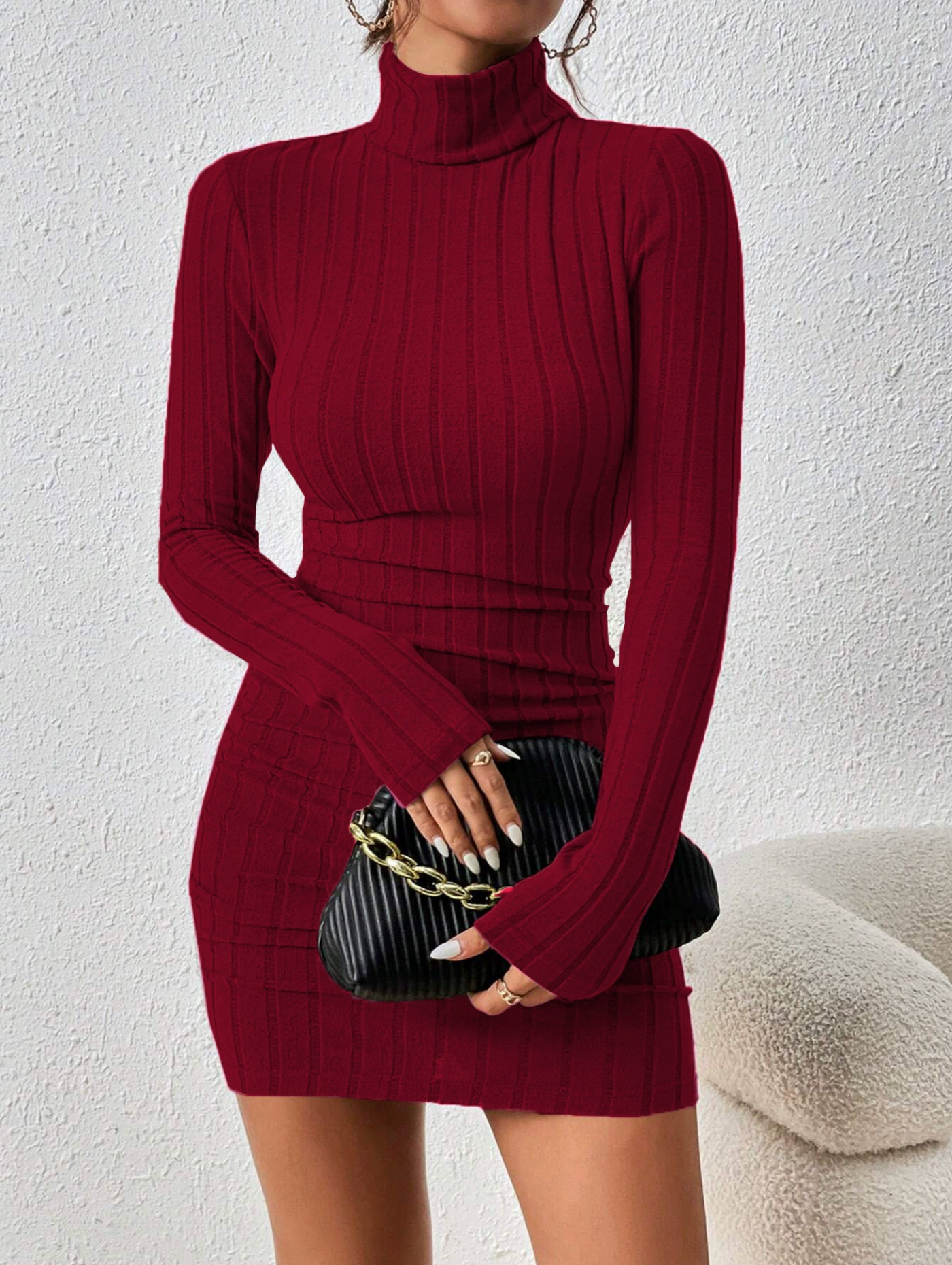 Jurk met hoge col en lange mouwen in slim fit