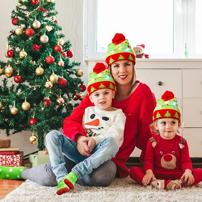 Kerst GlowWear Beanie Set | LED Verlichting, Zacht Breimateriaal en Bijpassende Sokken 5