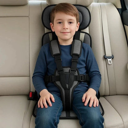 Opvouwbare Kinderzitje Reisstoeltje Zwart met Vijfpuntsgordel | Compact voor Taxi Mietwagen en Vakantie Onderweg met Kinderen