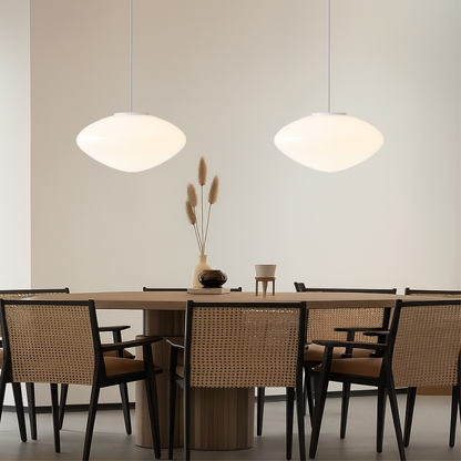 Deense hanglamp glas LED wit eettafel woonkamer Scandinavisch design minimalistisch modern