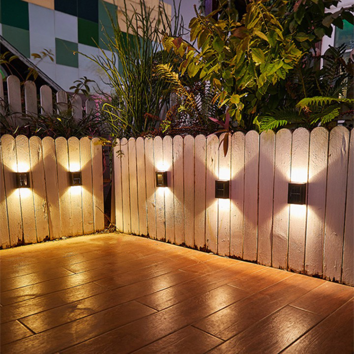 LED Solar Buitenlamp Draadloos Warmwit 3000K Weerbestendig IP65 Bewegingssensor Wandverlichting Terras Tuin Balkon Energiezuinig Tuinverlichting 8 Uur Accuduur