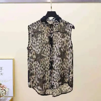Vrouwelijke Zomer Blouse Polo Neck Licht en Vrouwelijk