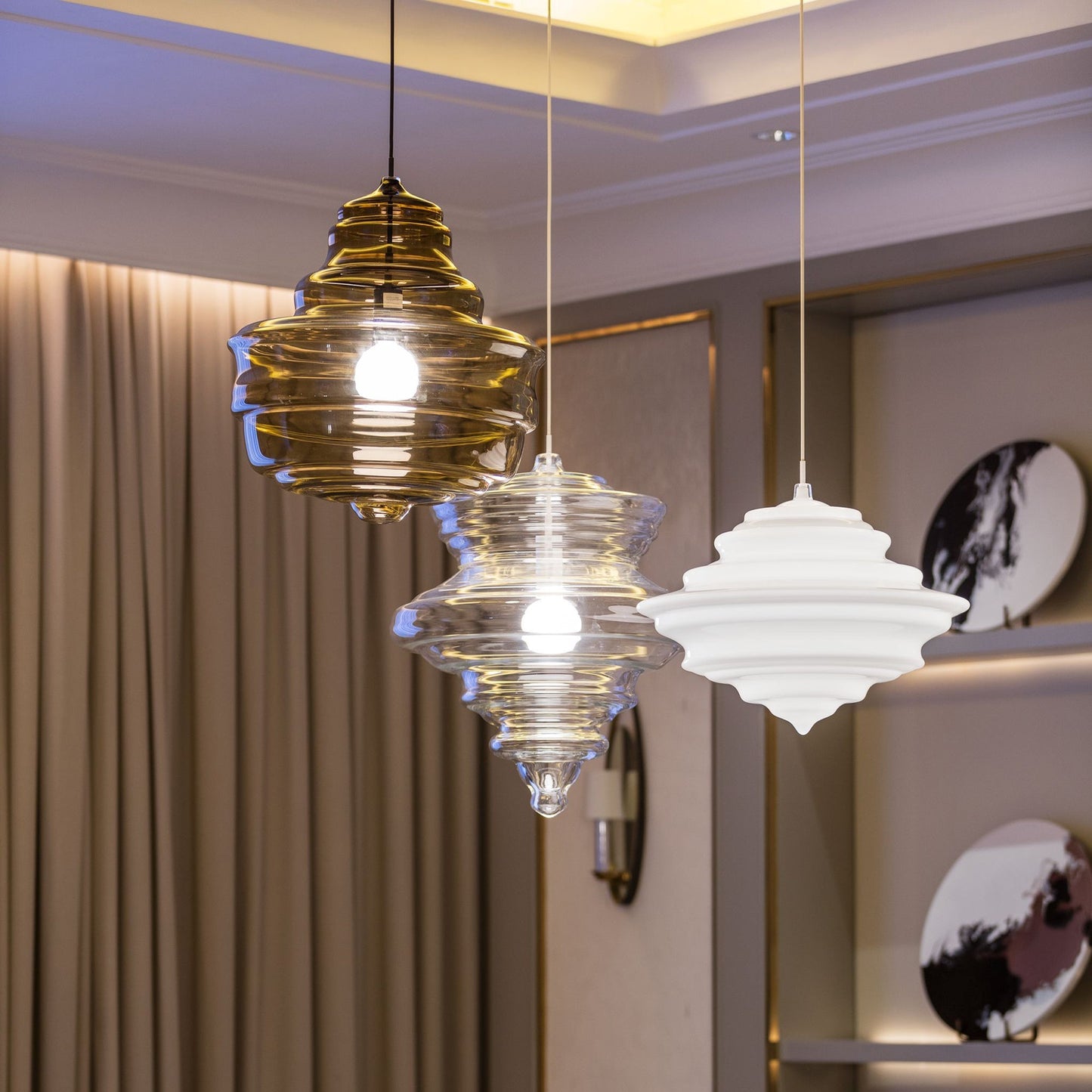 Hanglamp Geïnspireerd op Metropolitan Opera met Vloeiende Silhouet – Handgemaakt Glas in Transparant, Opaal of Amber – Verstelbare Draad 150 cm
