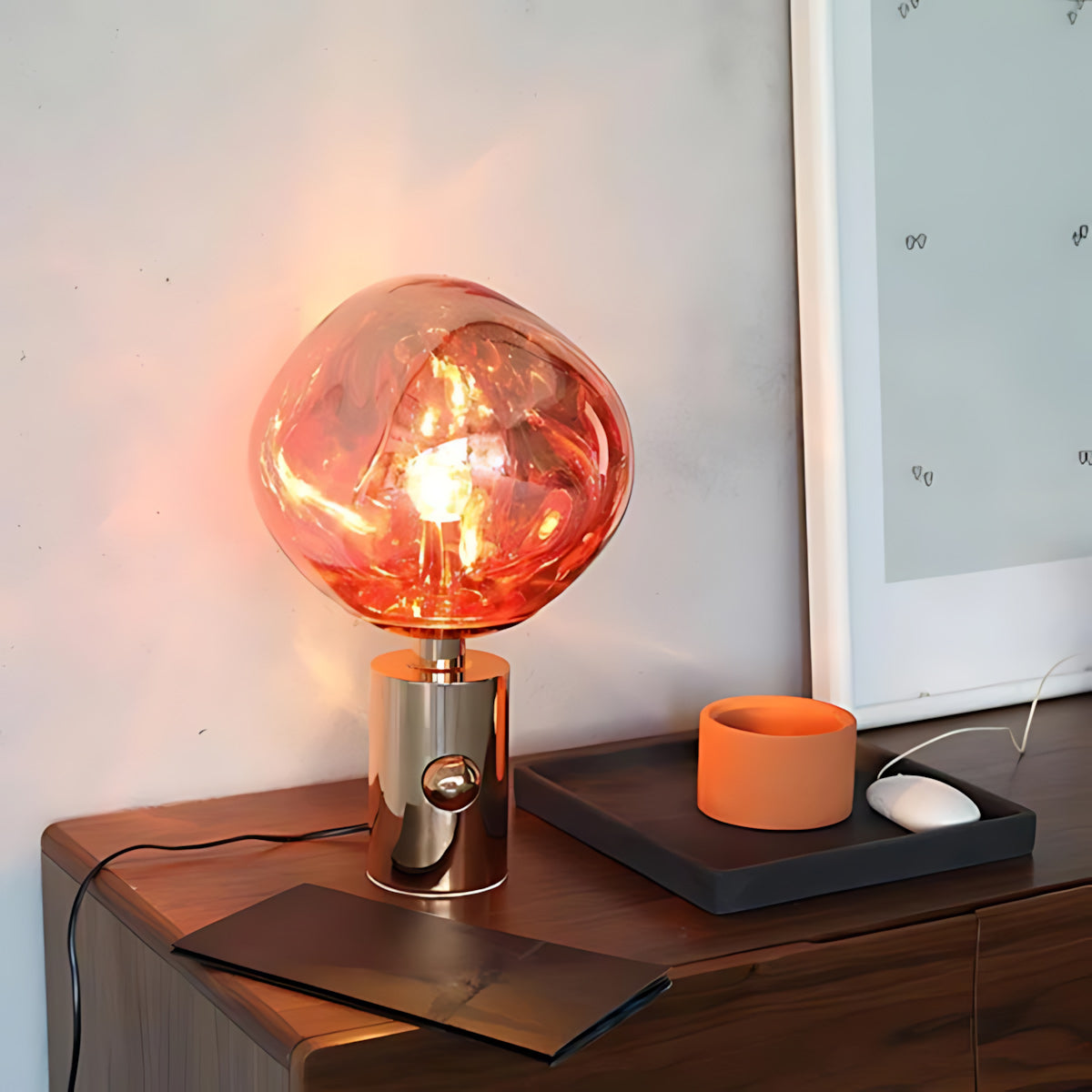 Tafellampe met Gesmolten Lava Textuur in Goud, Roségoud of Zilver