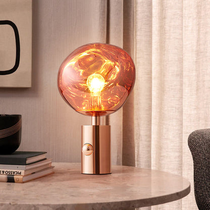 Tafellampe met Gesmolten Lava Textuur in Goud, Roségoud of Zilver