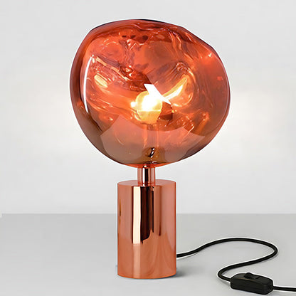 Tafellampe met Gesmolten Lava Textuur in Goud, Roségoud of Zilver