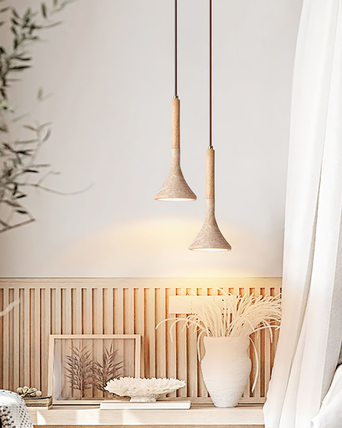 Travertijn Hanglamp met Walnoot Hout – Natuursteen Eetkamerlamp Warm Licht Scandinavisch Interieur