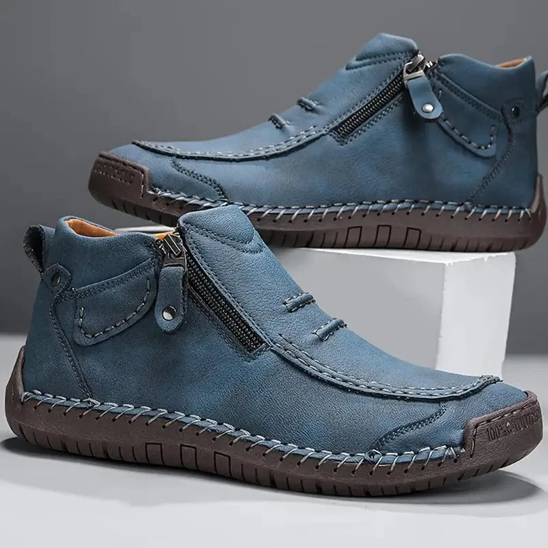 Leren schoenen met zijrits en rubberen zool