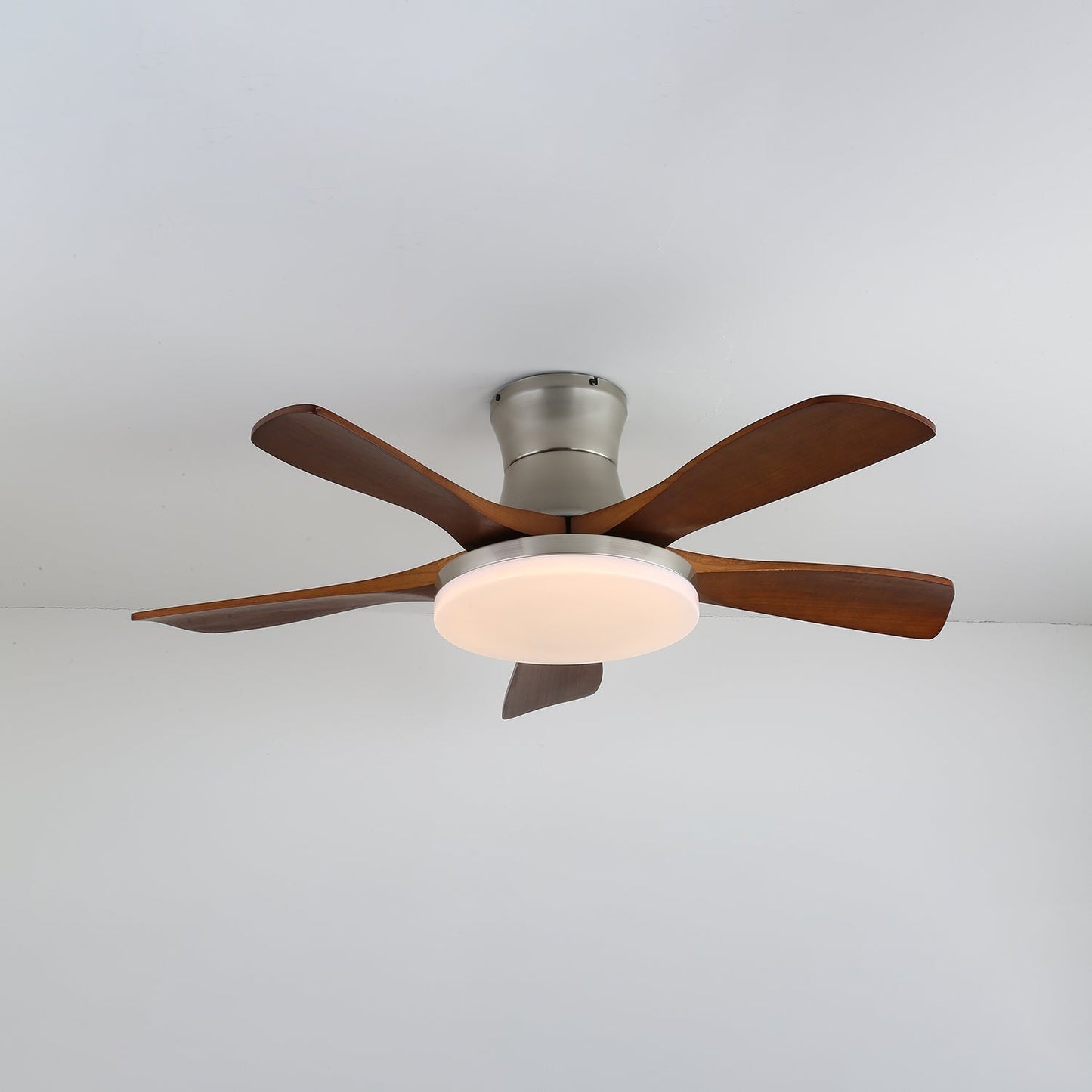Brevo Plafondventilator met Verlichting – Natuurlijke Houten Bladen & Stijlvolle Verlichting