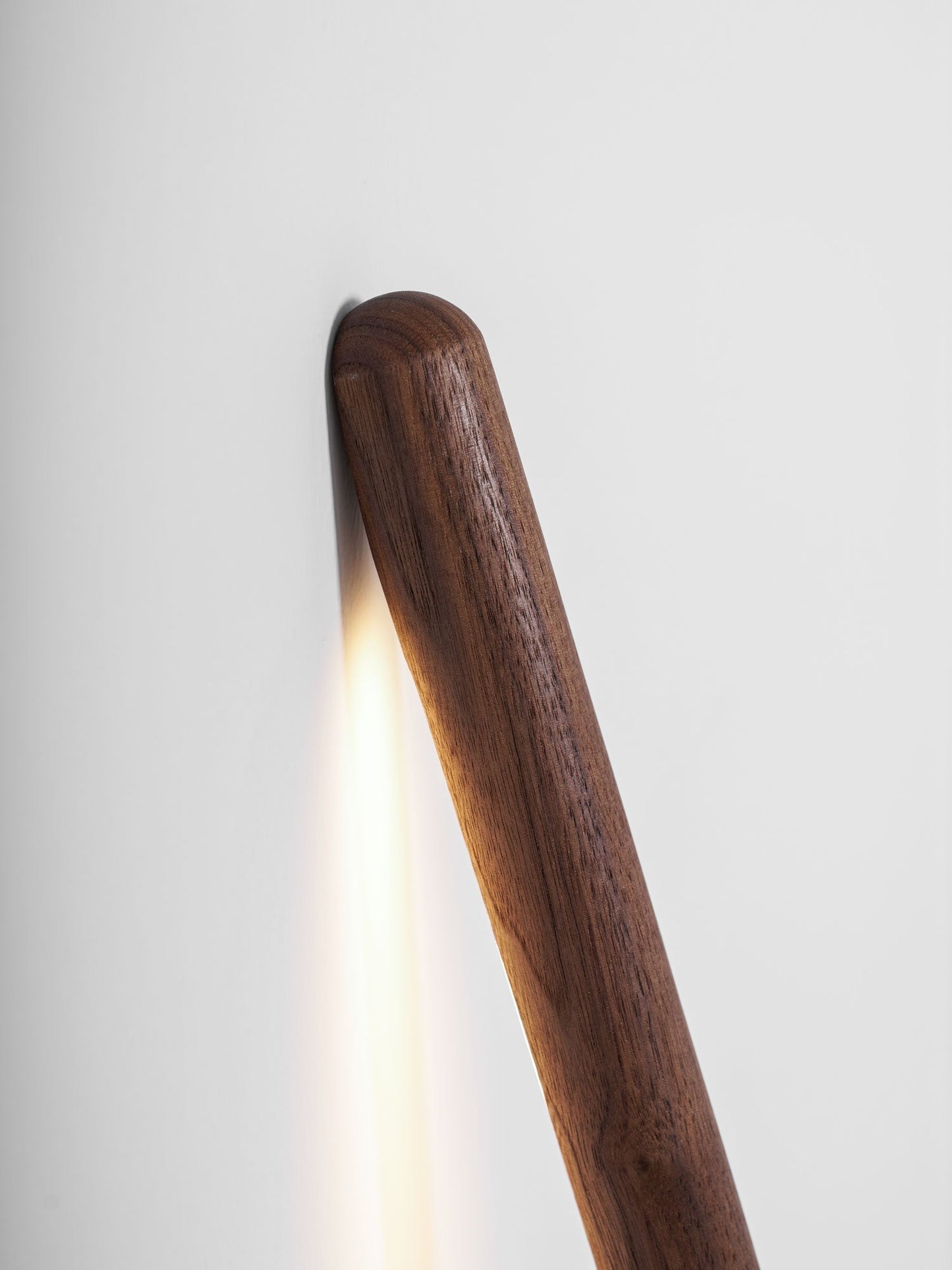 Scandinavische Vloerlamp Hout & Acryl met Geïntegreerde LED Staaflamp 135cm