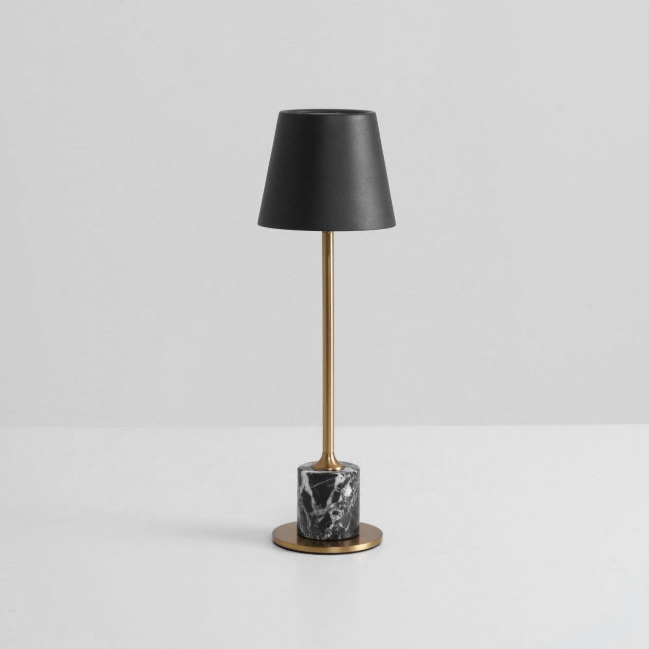 Draagbare Mini Tafellamp op Batterij met Marmeren Voet Ø10cm