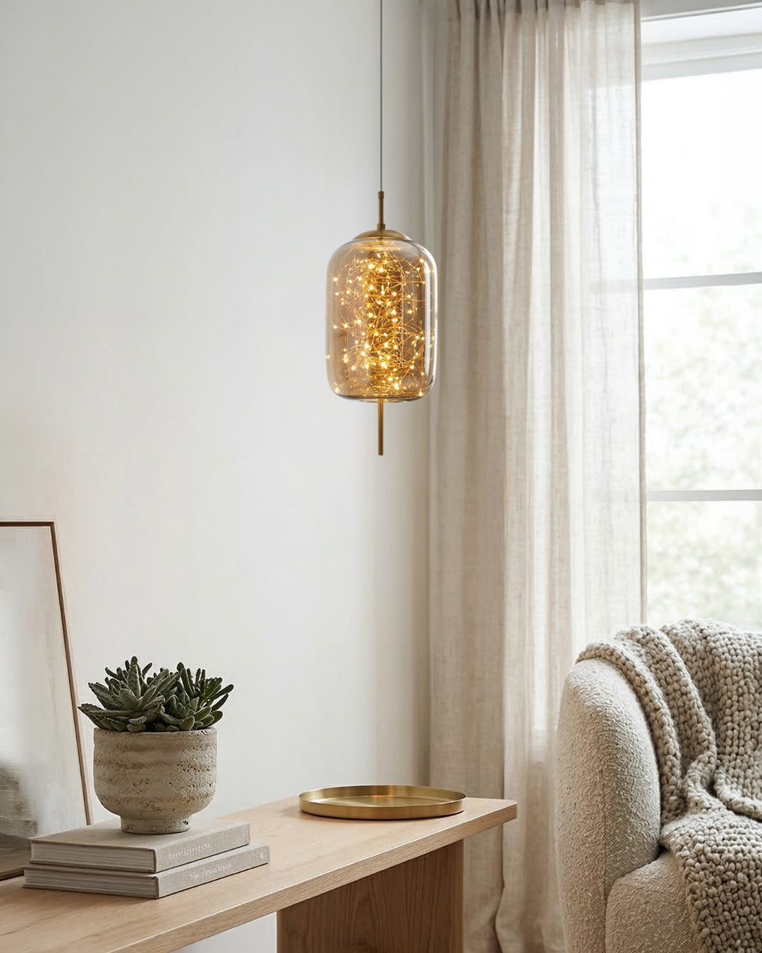 Glazen hanglamp LIV met rookachtige afwerking en warm wit licht – scandinavisch design met handafgewerkt glas – 3 maten beschikbaar