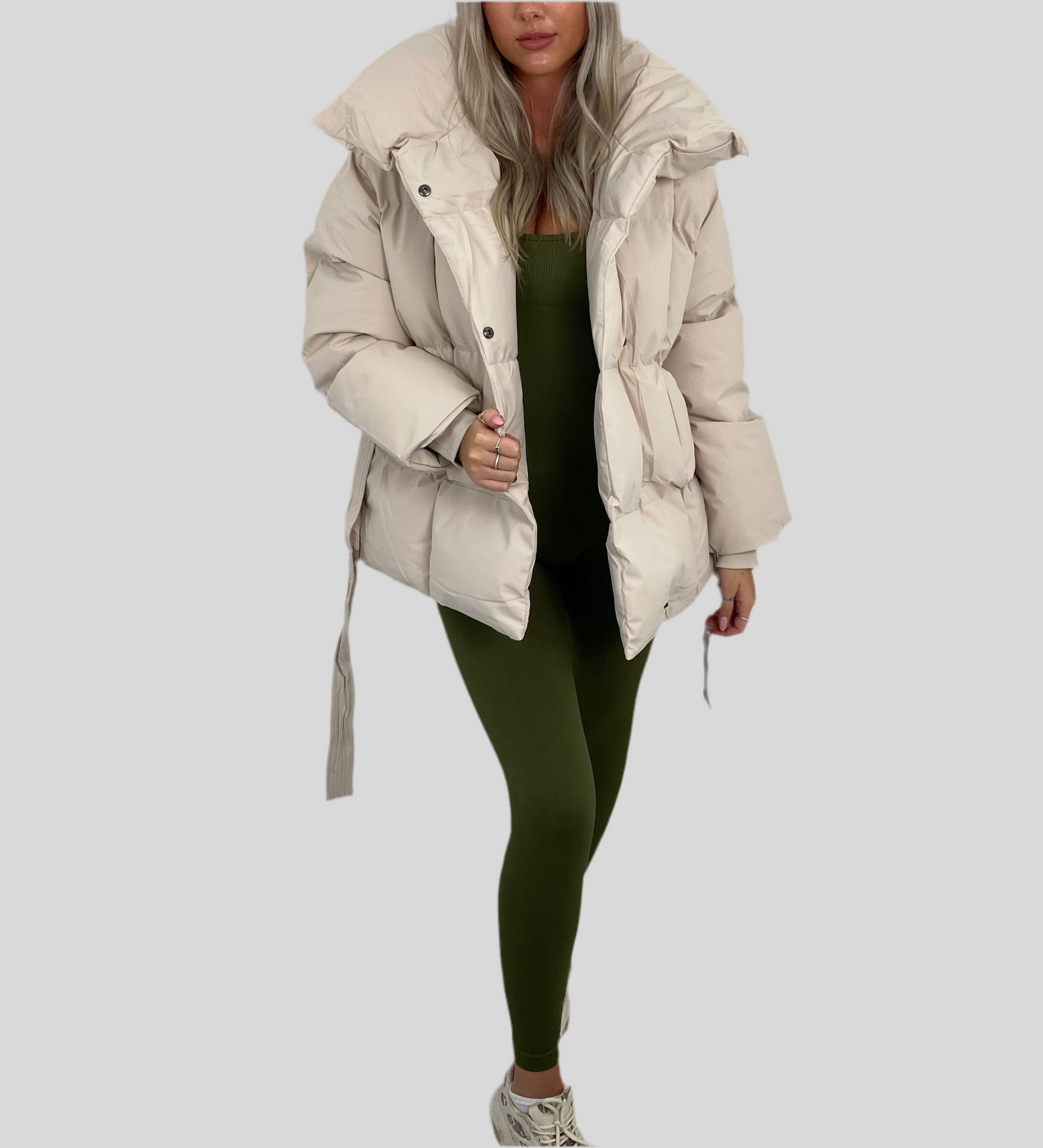 Livia Damesjas | Cropped Puffer met Riem, Trendy Ontwerp 4