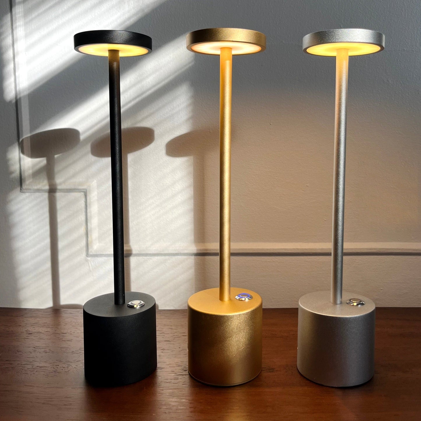 Tafellamp Draadloos Oplaadbaar LED Aluminium Dimbaar IP54 Buiten Binnen Terras