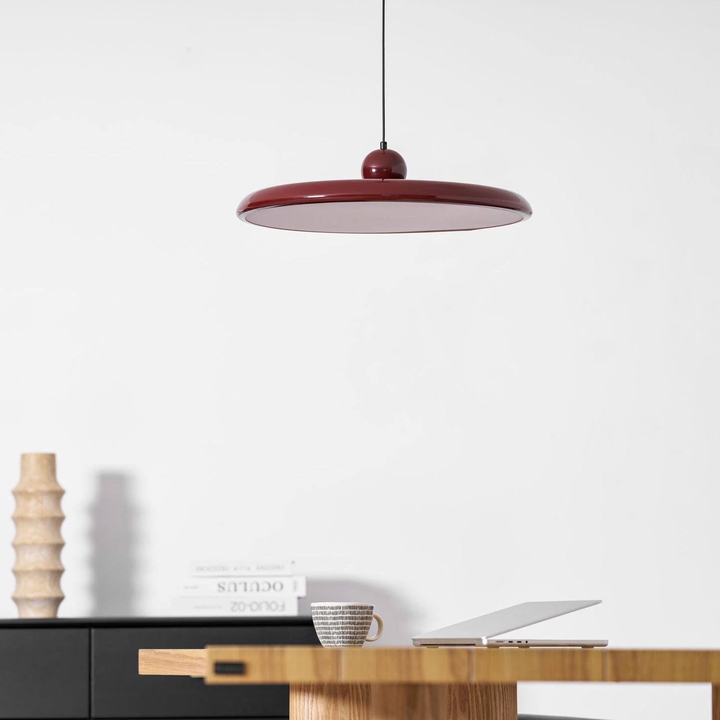 Ronde LED Hanglamp Lola – Minimalistisch Metaal & Acryl Disk Design – Dimbaar – Ø30/40/50cm – 3 Kleurtemperaturen – 150cm Verstelbare Kabel