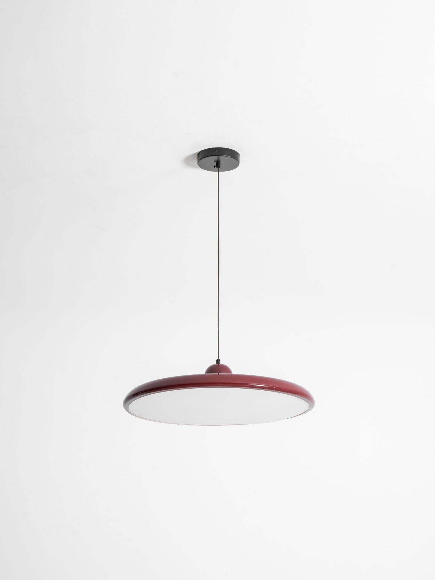 Ronde LED Hanglamp Lola – Minimalistisch Metaal & Acryl Disk Design – Dimbaar – Ø30/40/50cm – 3 Kleurtemperaturen – 150cm Verstelbare Kabel