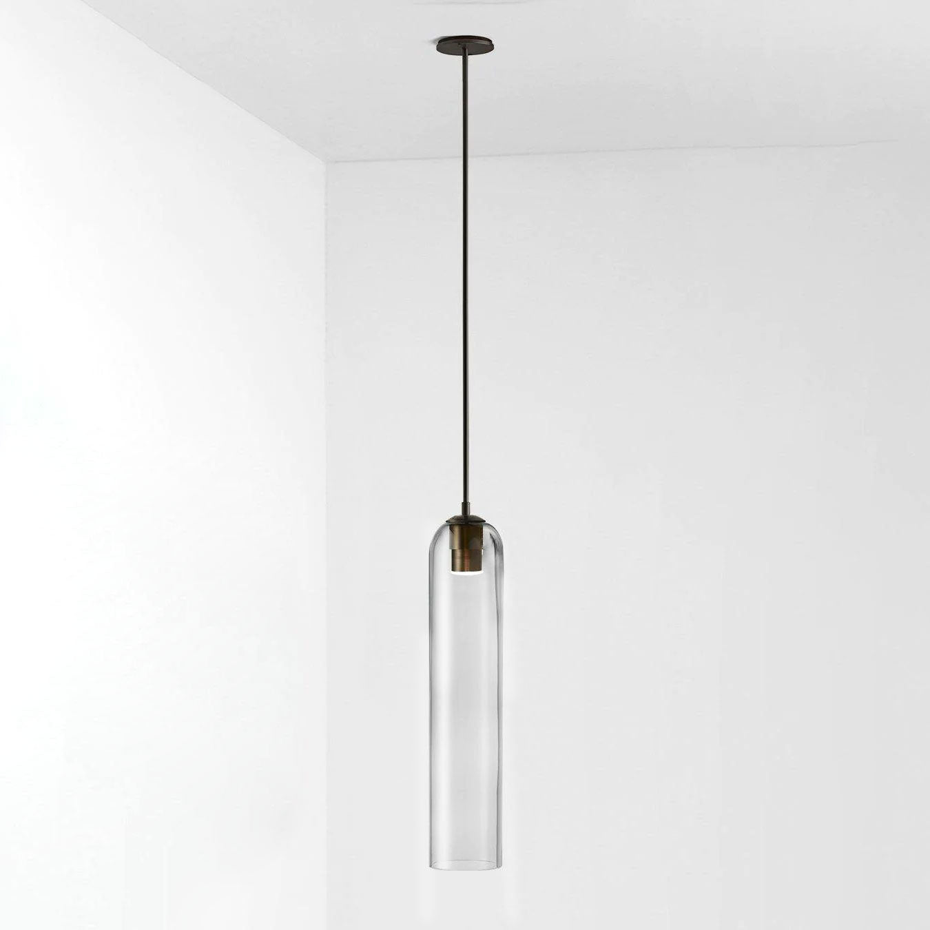 Glazen Hanglamp met Lange Buis – Mondgeblazen Glas Zwart of Goud Finish 10cm Diameter