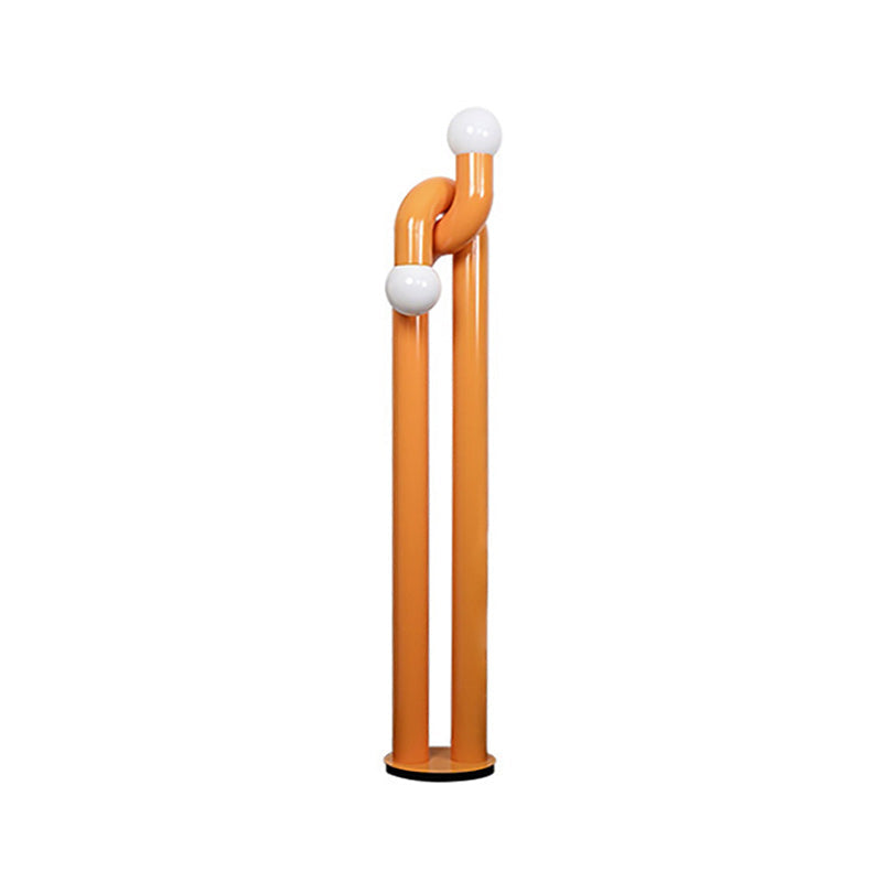 Moderne Staande Boogvorm Lamp met Twee Glazen Bollen – Decoratieve Dubbele Verlichting voor Woonkamer
