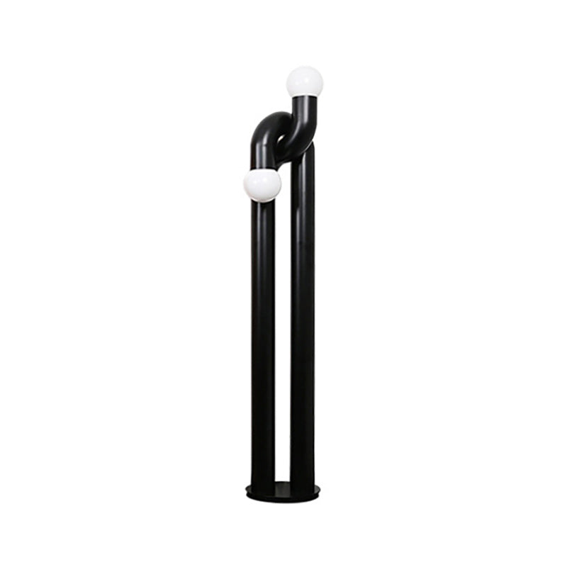 Moderne Staande Boogvorm Lamp met Twee Glazen Bollen – Decoratieve Dubbele Verlichting voor Woonkamer