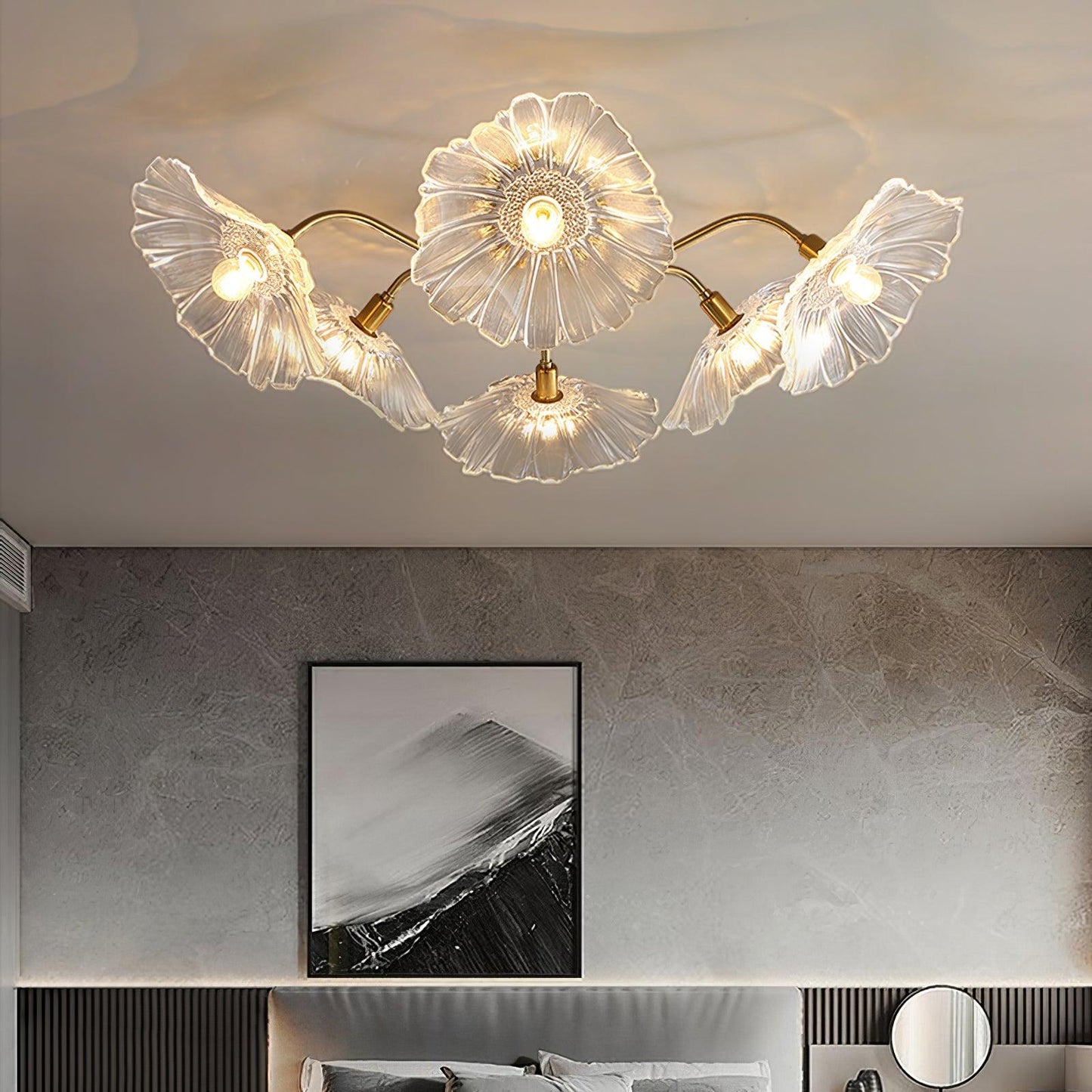 Glazen Plafondlamp met Bladmotief – 3, 5 of 6 Lichtpunten – Gouden Armatuur met Helder of Roze Matglas