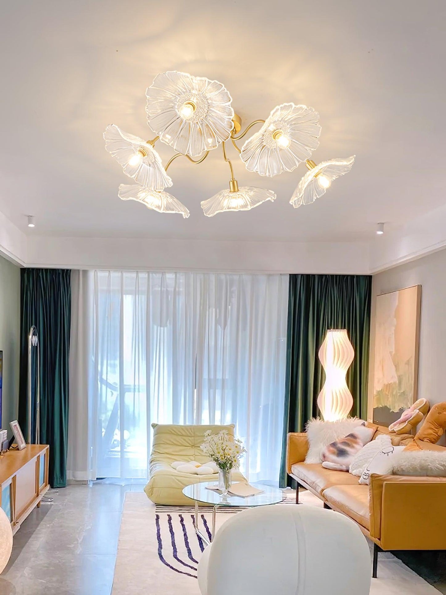 Glazen Plafondlamp met Bladmotief – 3, 5 of 6 Lichtpunten – Gouden Armatuur met Helder of Roze Matglas