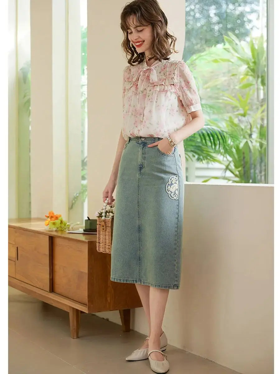 Vrouwelijke Bloemen Blouse met Kanten Details - StudioMarella