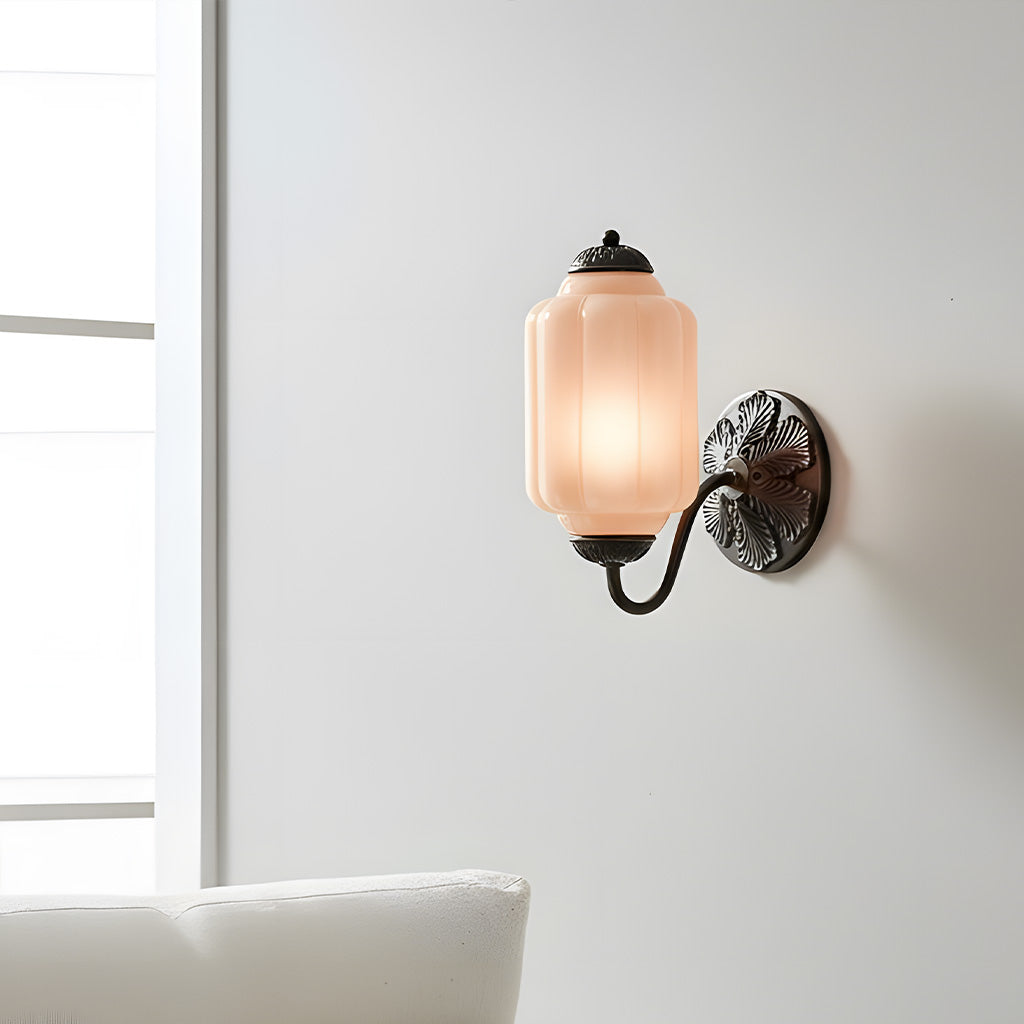 Vintage Wandlamp met Melkglas en Geolied Messing – Klassieke Retro Verlichting voor Hal, Slaapkamer, Woonkamer