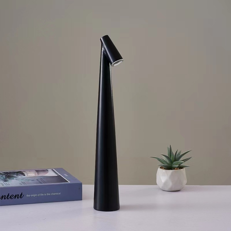 Lumina tafellamp aluminium 3000K draadloos zwart wit rood eettafel leeslamp modern design