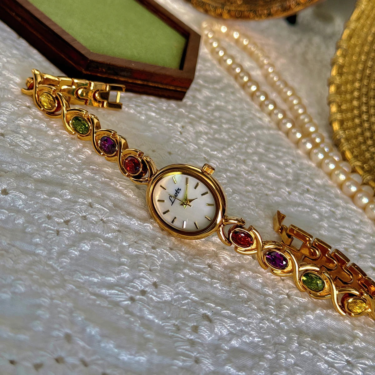 Dameshorloge Elegant met Edelstenen