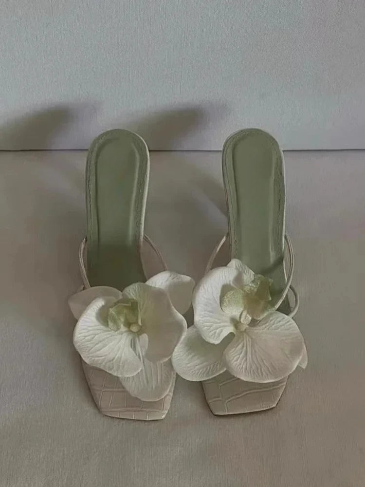Elegante Hak schoenen met Bloem Motief en Comfortabele Zool