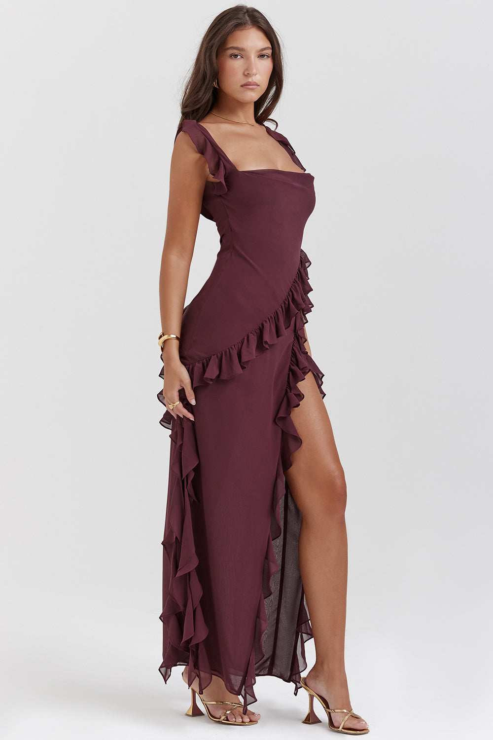 Elegante Avondjurk Lange Prugna Kleur met Hoge Split - StudioMarella
